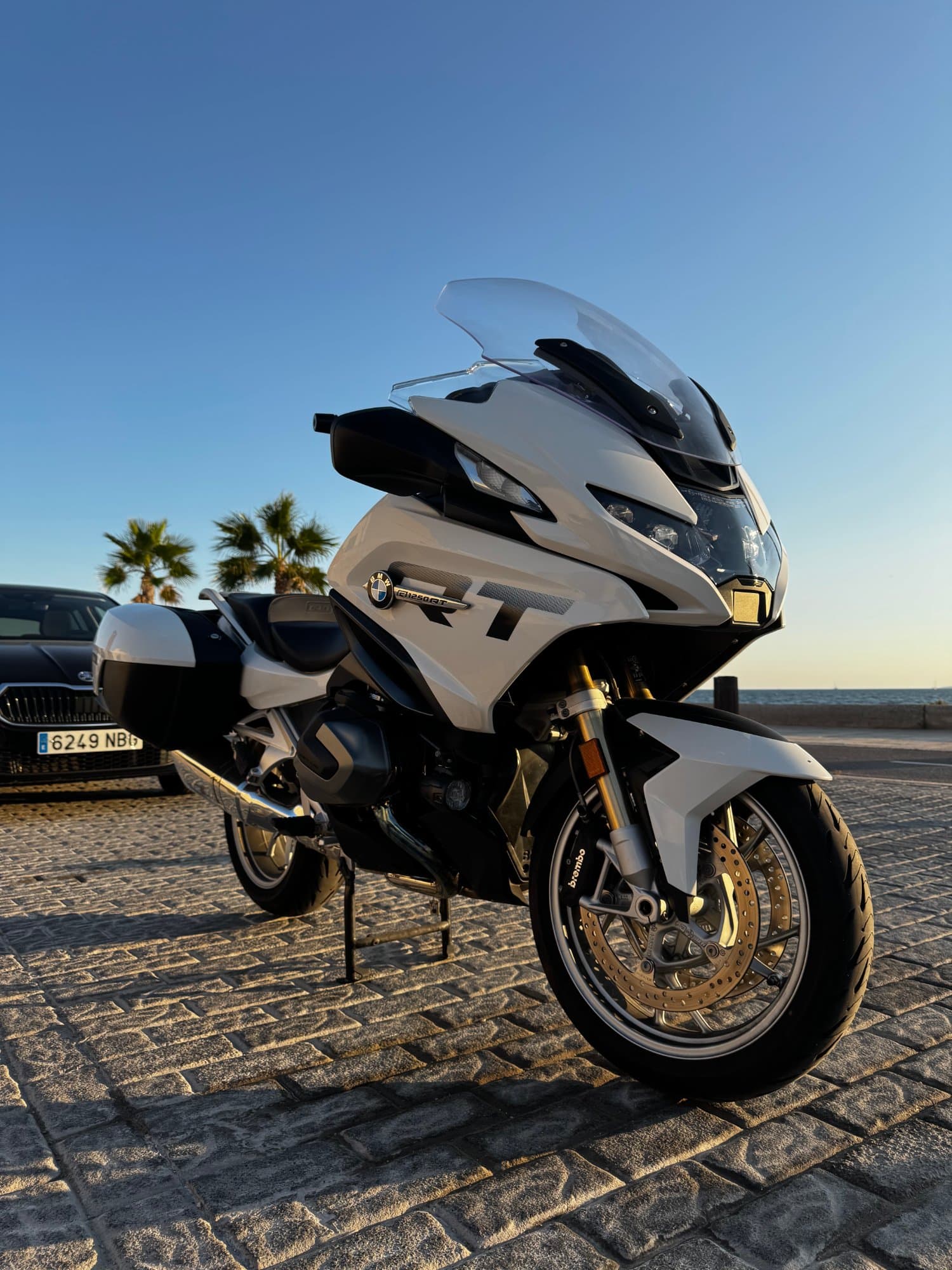 BMW R 1250 RT un solo dueño — foto 1 de 12